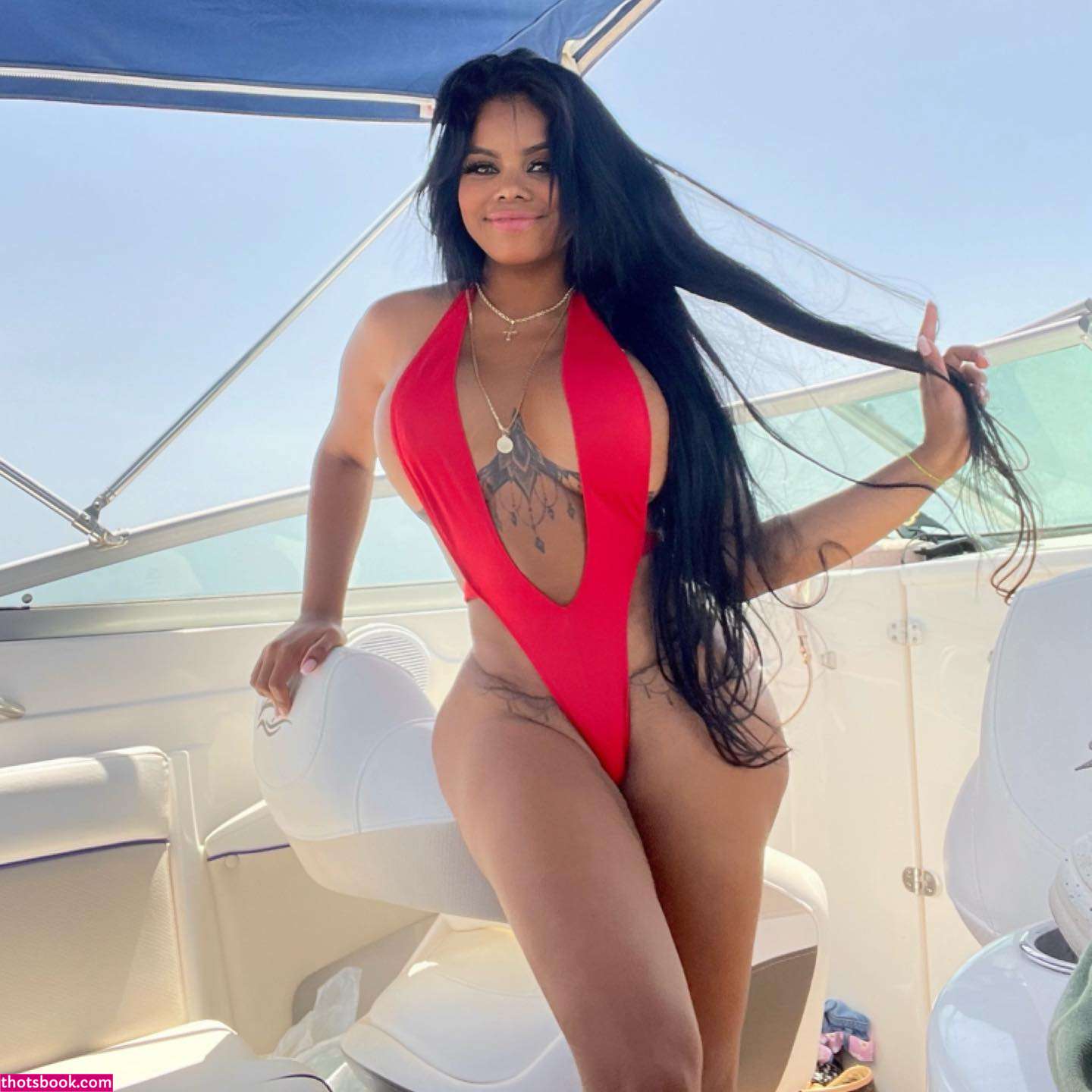 Rihanna Miller Photo #11