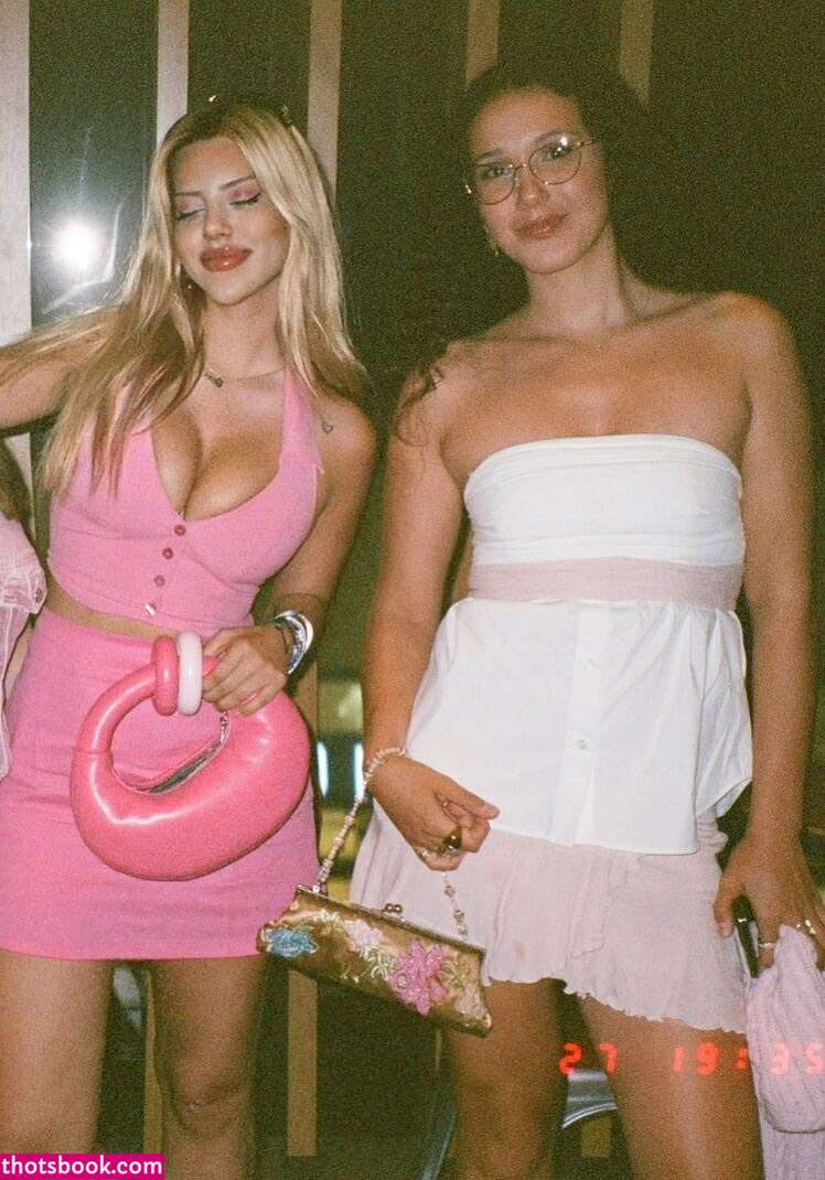 Demet Ozturk Photo #36