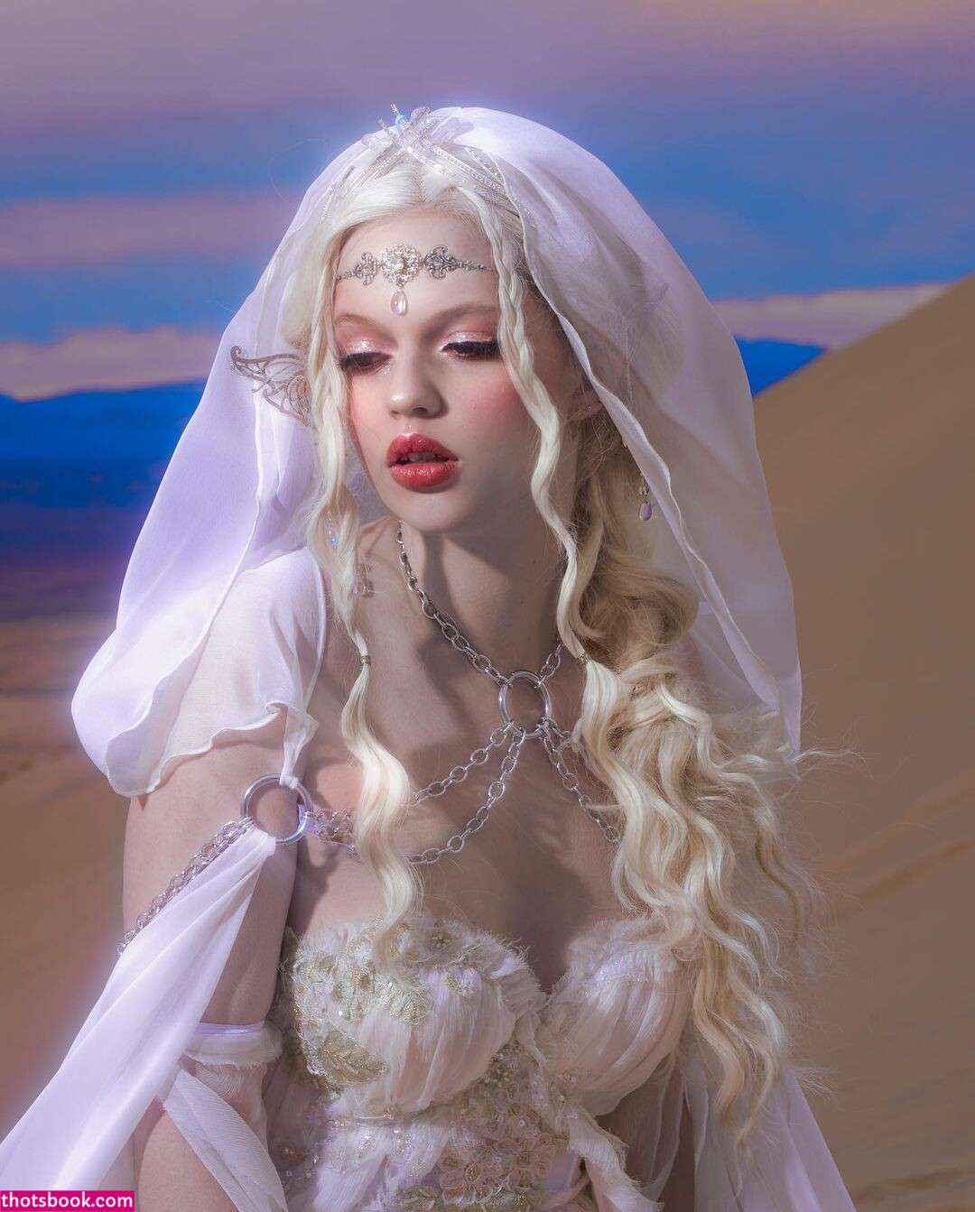 Karla Cuencas Photo #13