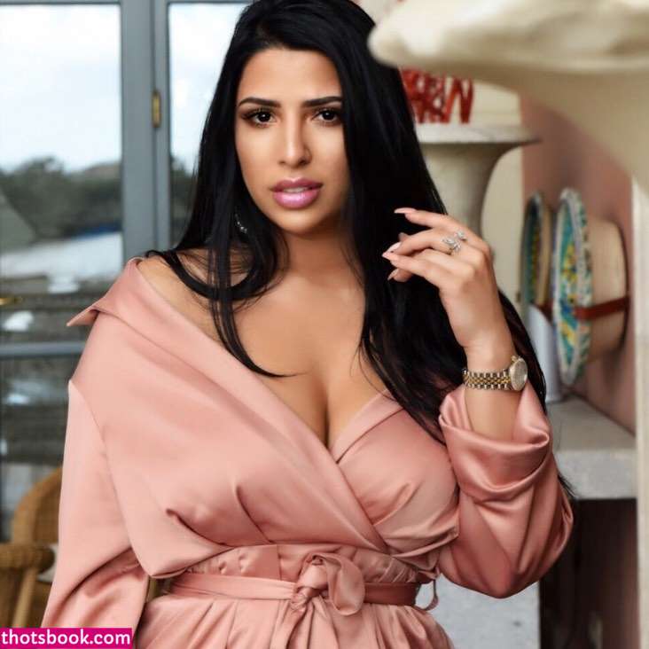 Mizz Ellaa Photo #19