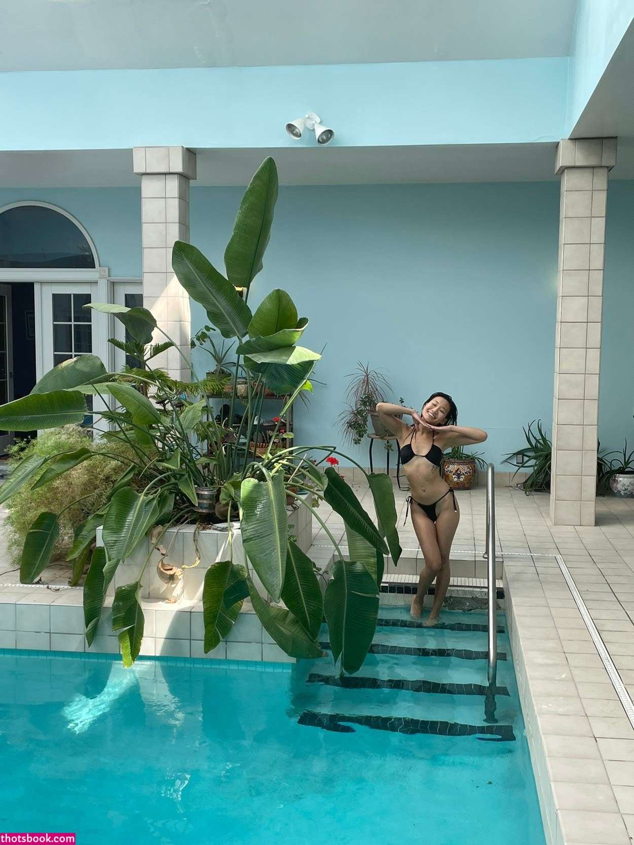 Jeannie Elise Mai Photo #64