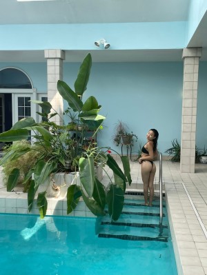 Jeannie Elise Mai Photo #66