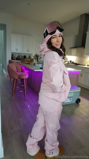 Alinity Photo #870