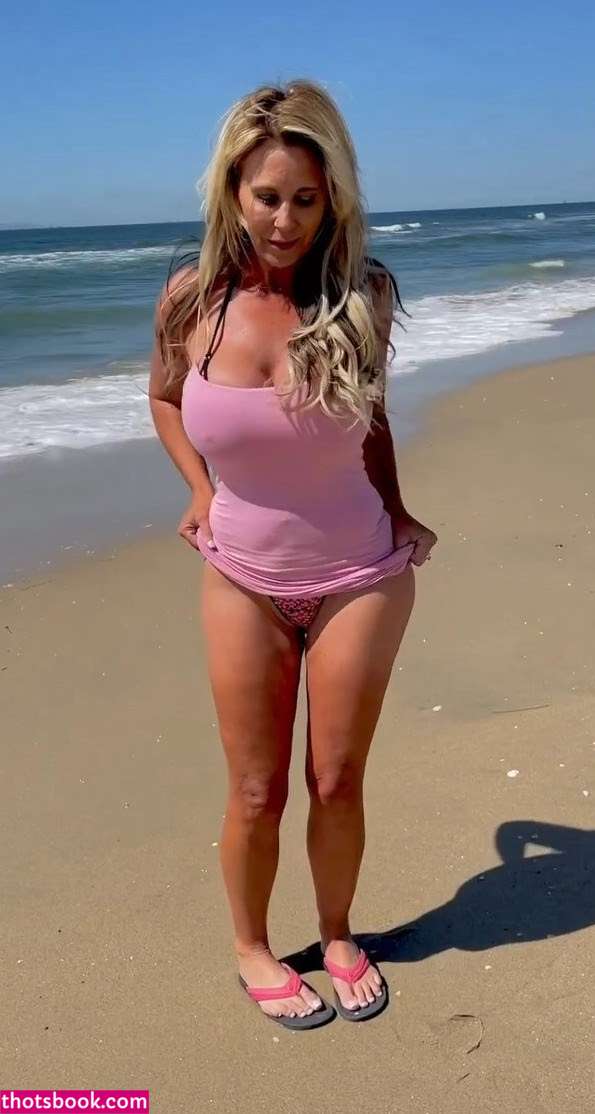 Ainslee Divine Photo #383