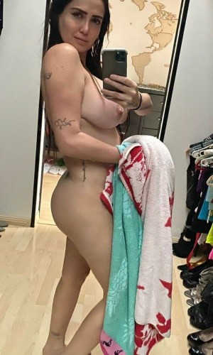 Celia Lora Photo #282