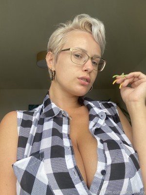 Angel Wicky Photo #68