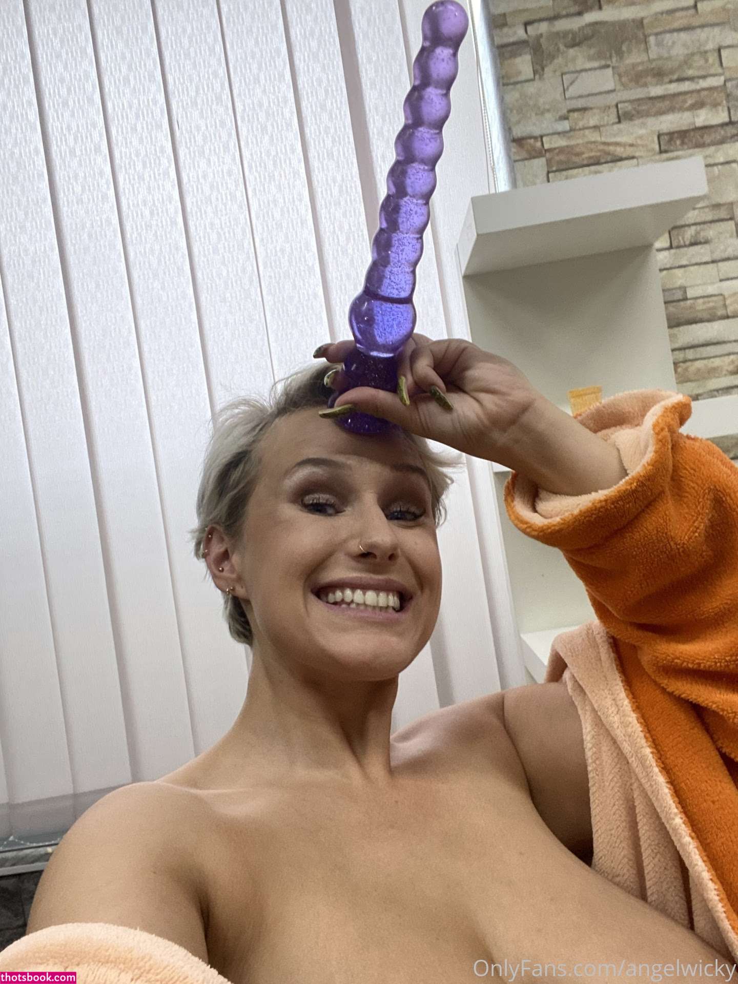 Angel Wicky Photo #107