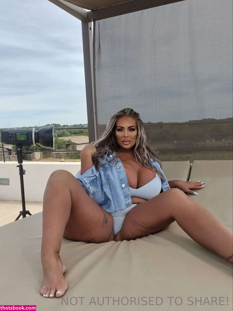 Levi Babestation Photo #60