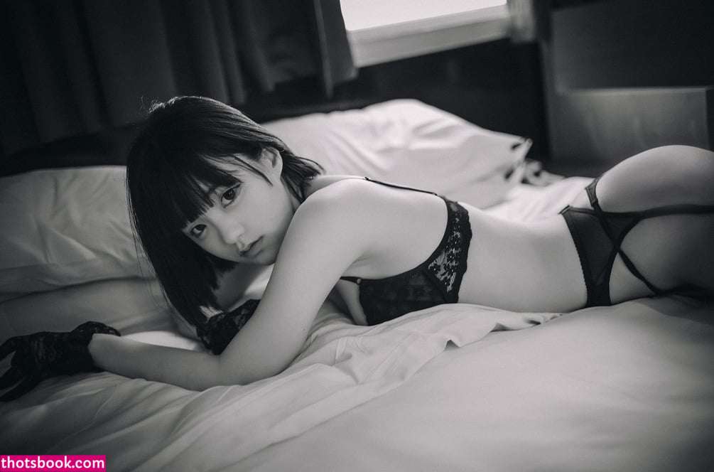 Djawa Jenny Photo #12