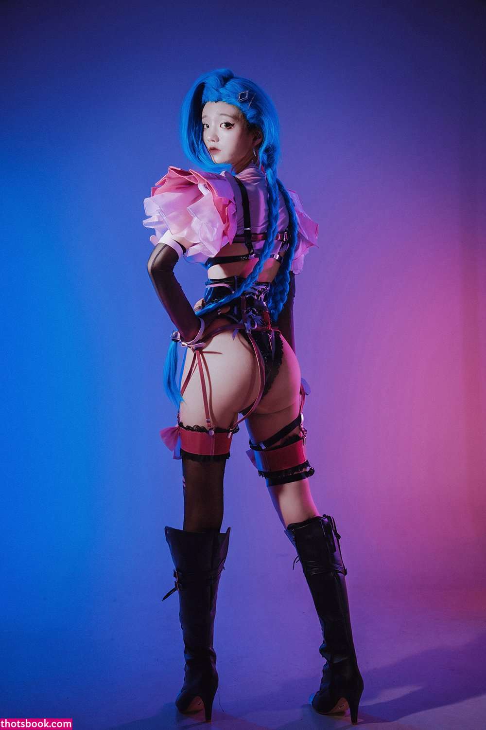 Djawa Jenny Photo #20