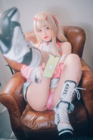 Djawa Jenny Photo #43