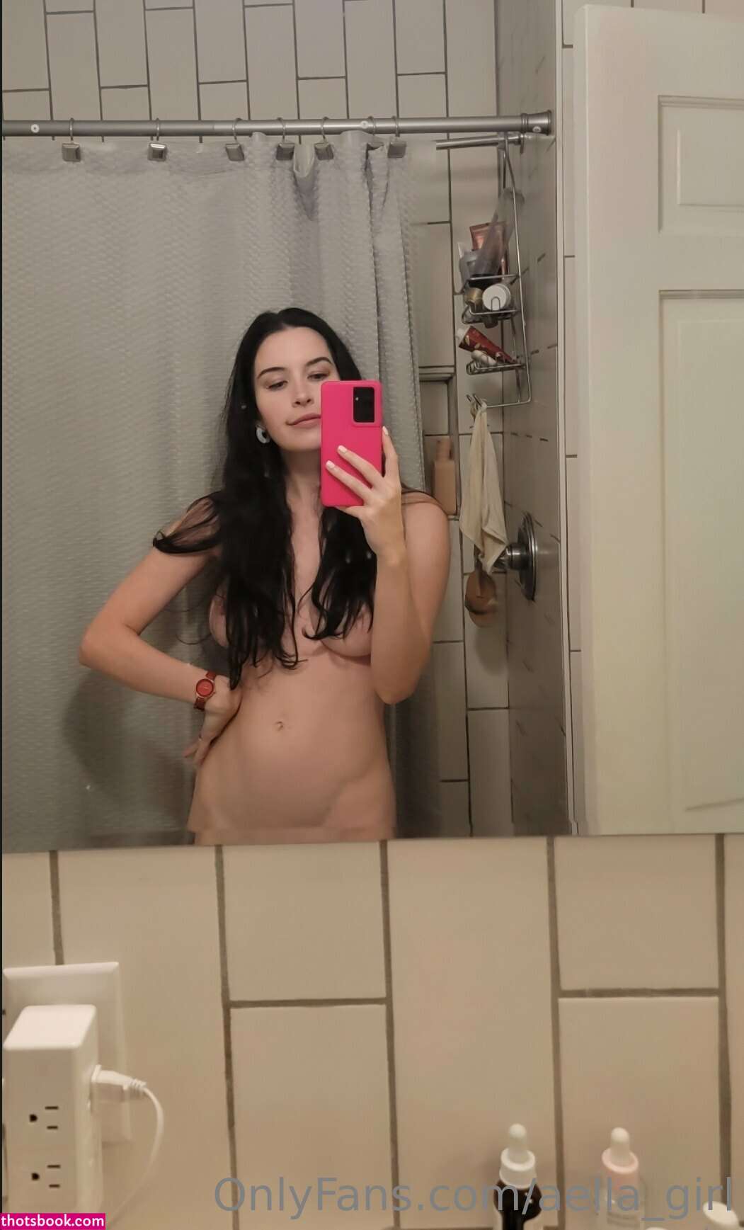 Aella Girl Photo #87