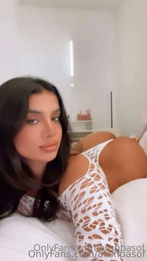 Alishbasheikh Photo #46