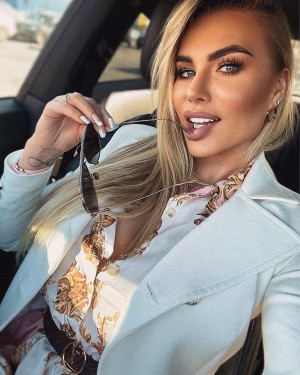 Noele Natalia Post #2