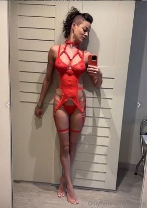 Rocking Alopecia Photo #75