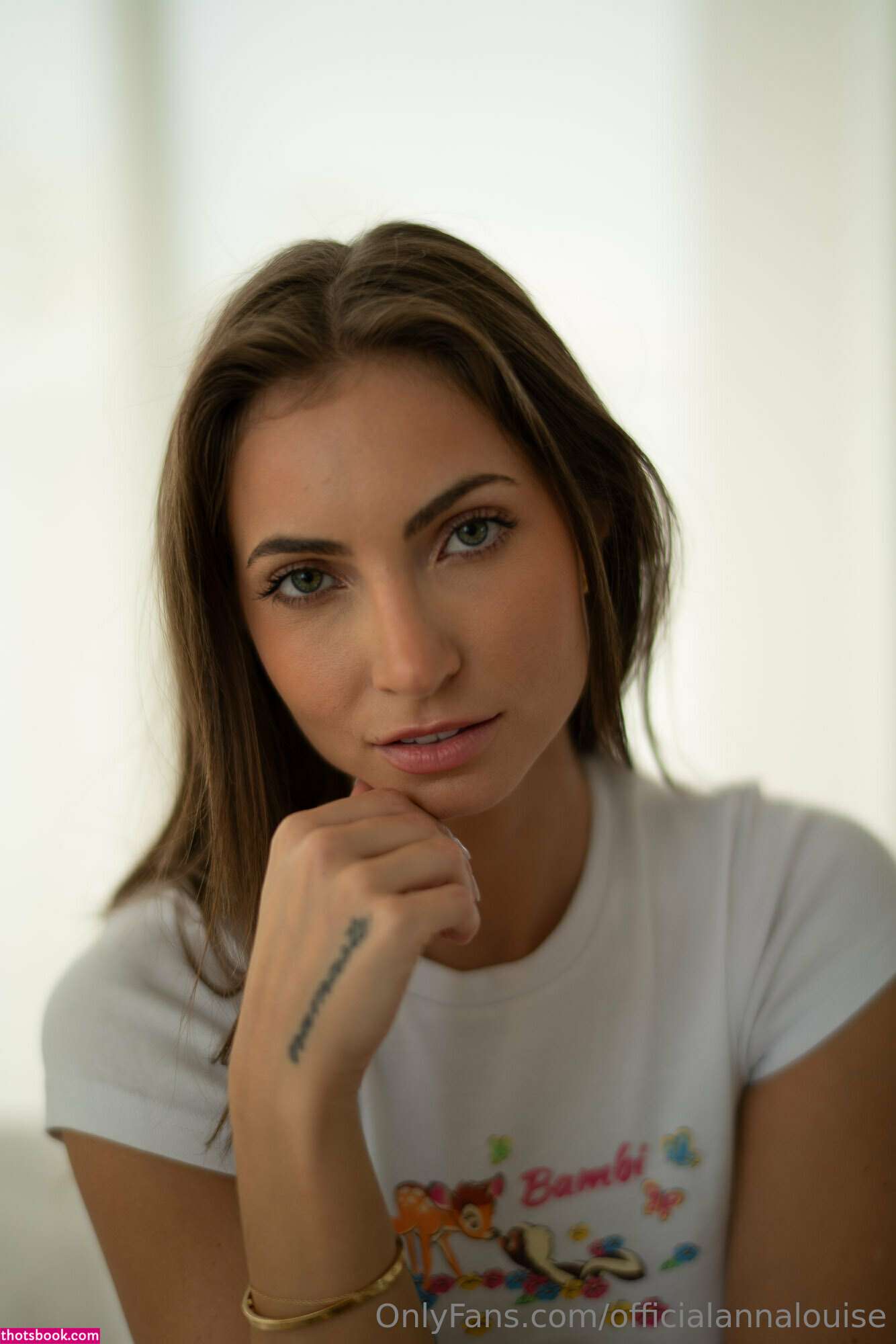 Anna Louise Photo #382