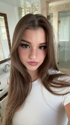 Brooke Monk Photo #270