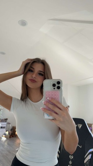 Brooke Monk Post #16