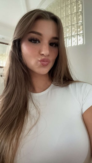 Brooke Monk Photo #301