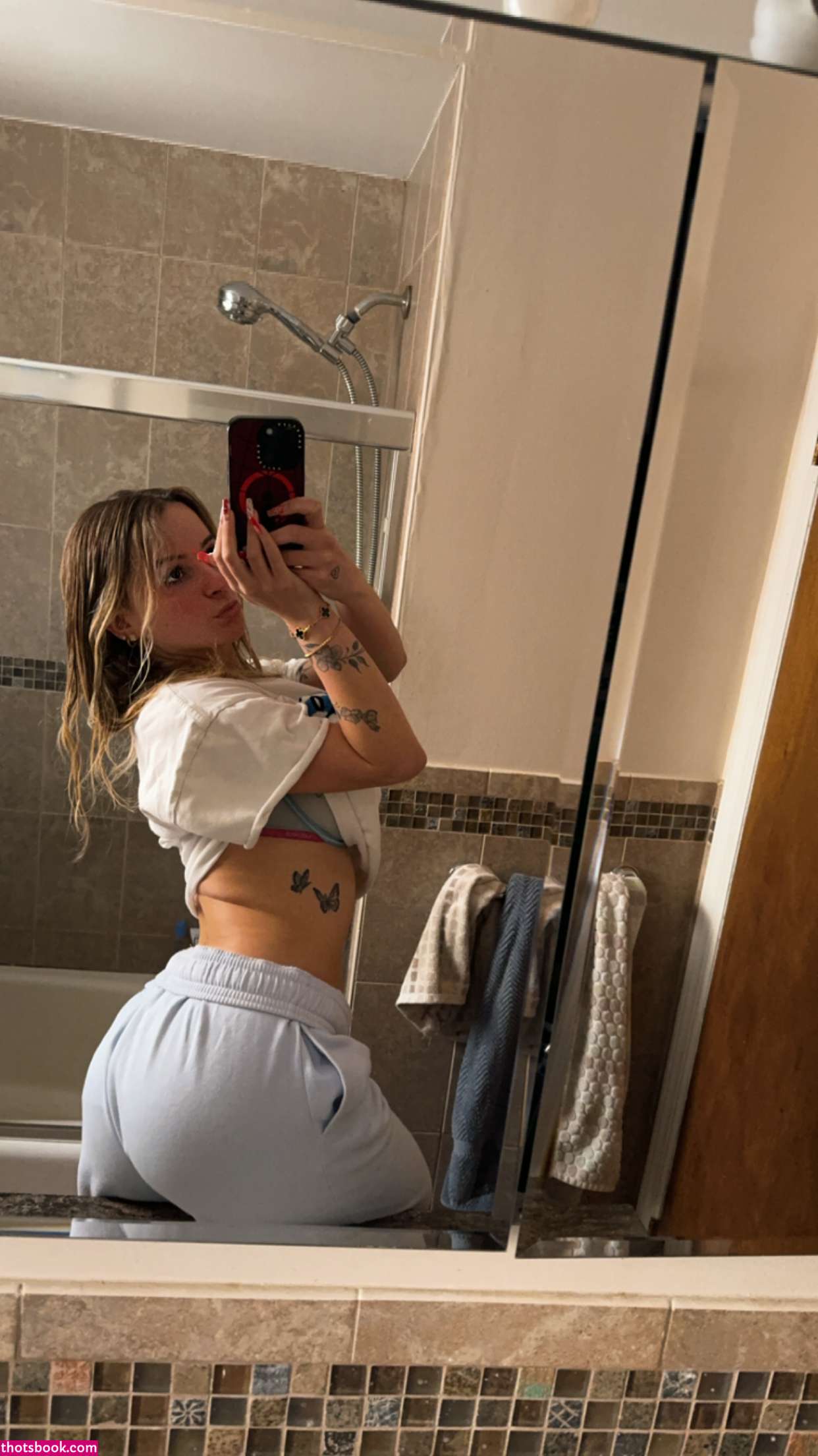 Kaitlyn Krems Photo #128