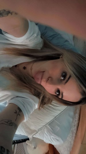 Kaitlyn Krems Photo #151