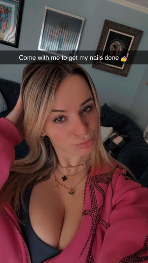 Kaitlyn Krems Photo #186