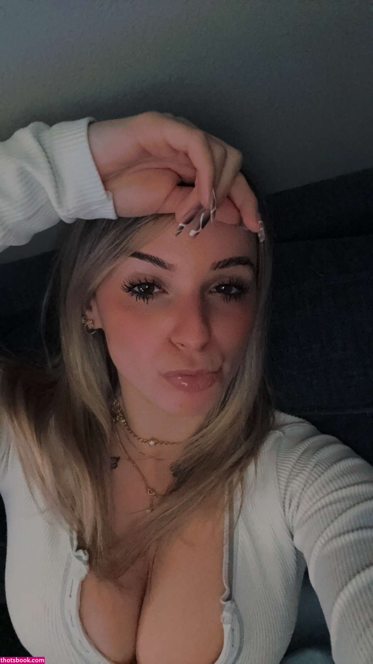 Kaitlyn Krems Photo #194