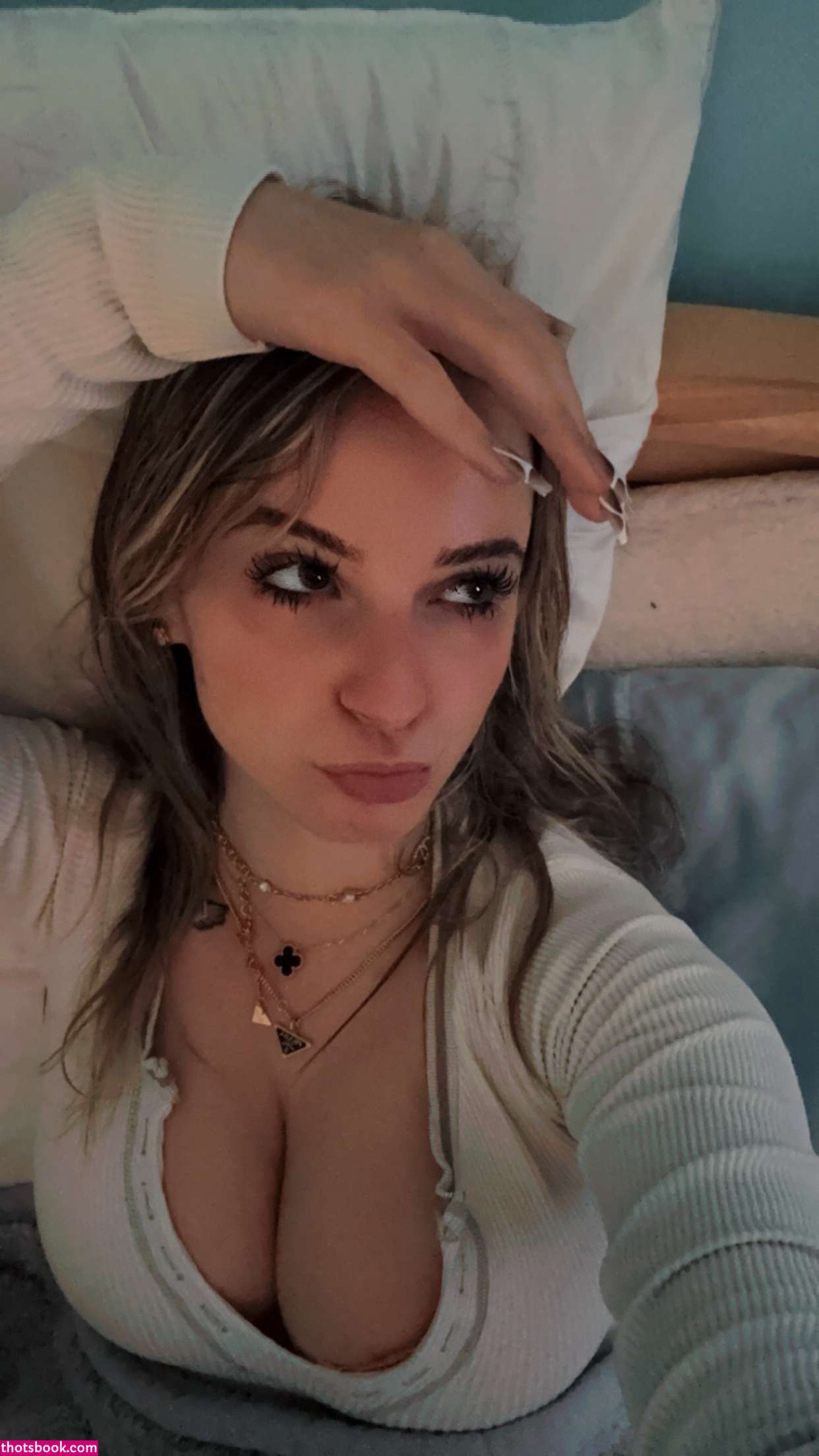 Kaitlyn Krems Photo #195