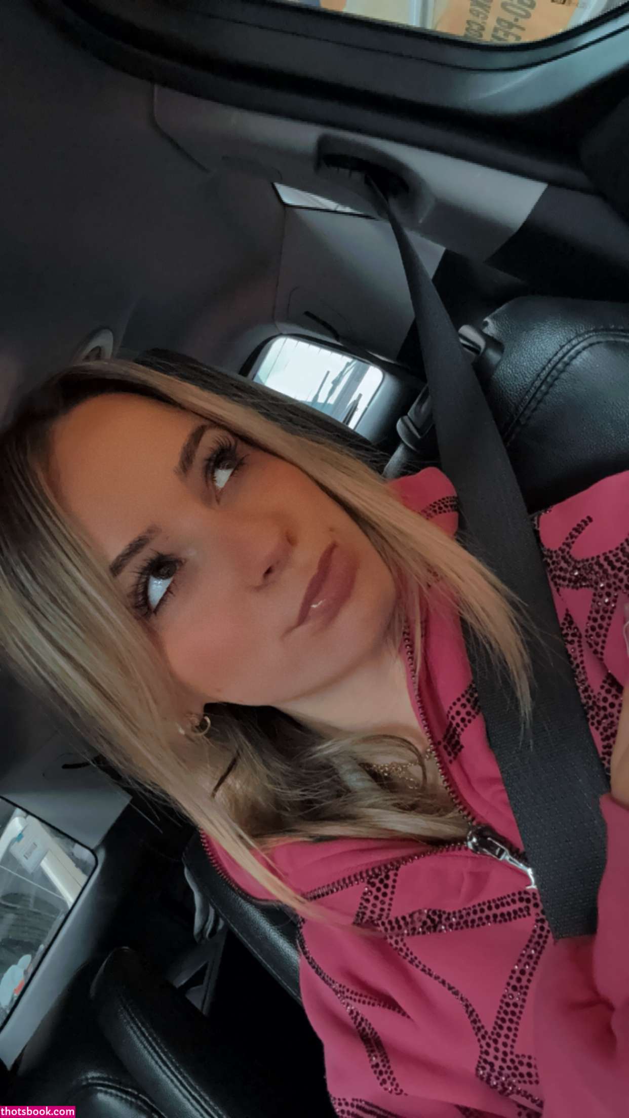 Kaitlyn Krems Photo #208