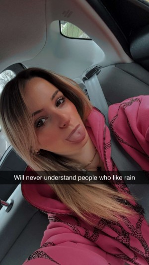 Kaitlyn Krems Photo #209