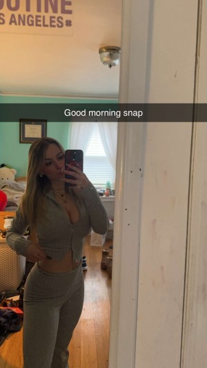 Kaitlyn Krems Photo #210