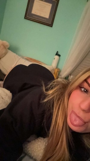 Kaitlyn Krems Photo #237