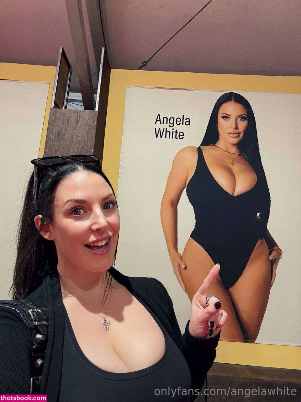 Angela White Photo #252