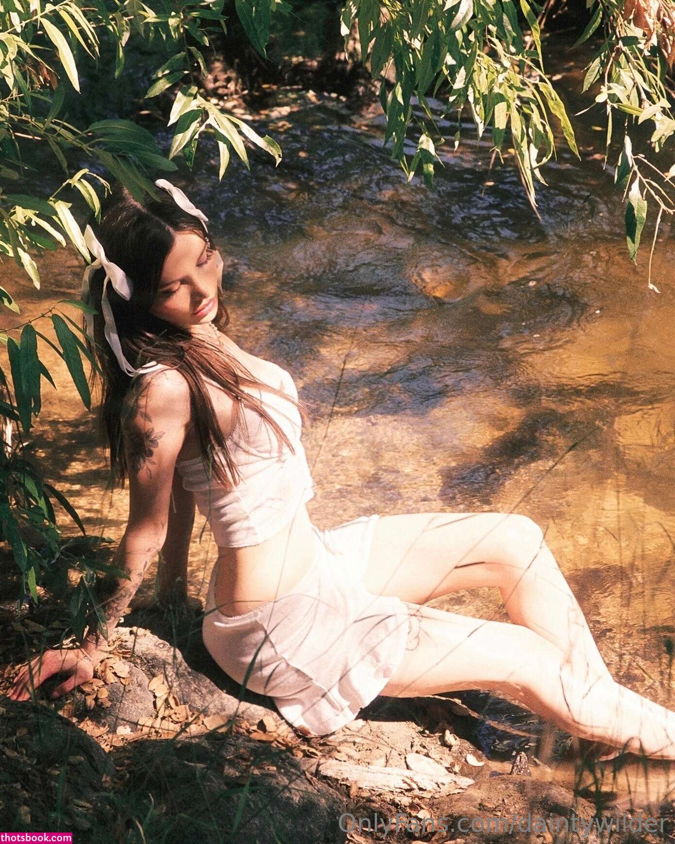 Dainty Wilder Photo #855