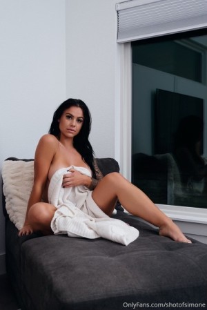 Shotsofsimone Photo #14