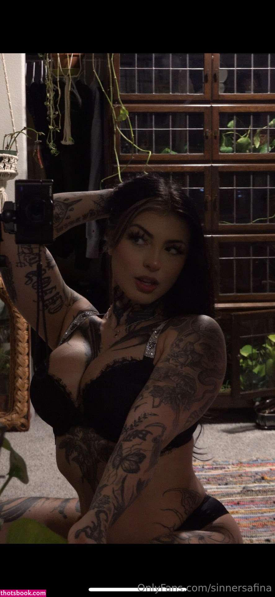 sinnersafina Photo #29