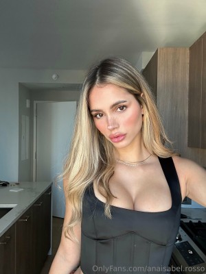 Anaisabel Rosso Photo #10