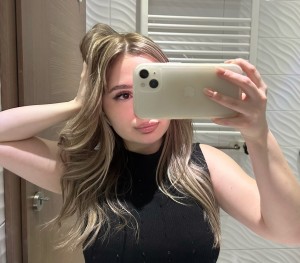 Tinypeachpuff Photo #35