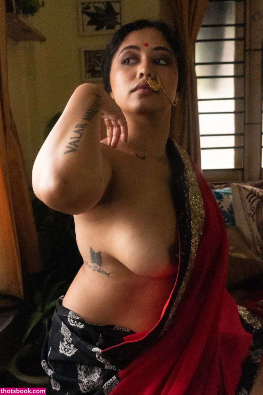 Yajnaseni Photo #132