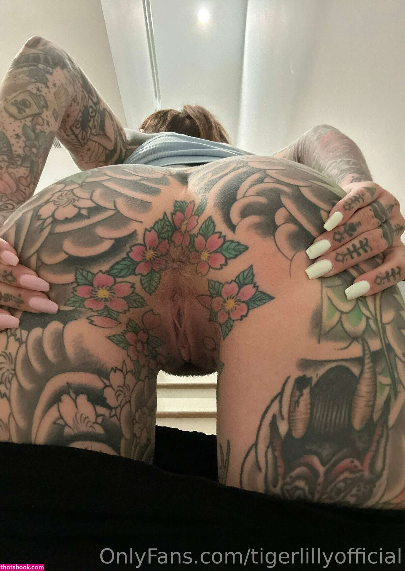 Tigerlilly Photo #88