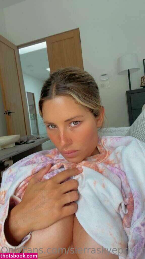 Sierra Skye Photo #42