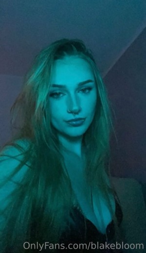 blakebloom Photo #15