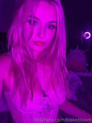 blakebloom Photo #28