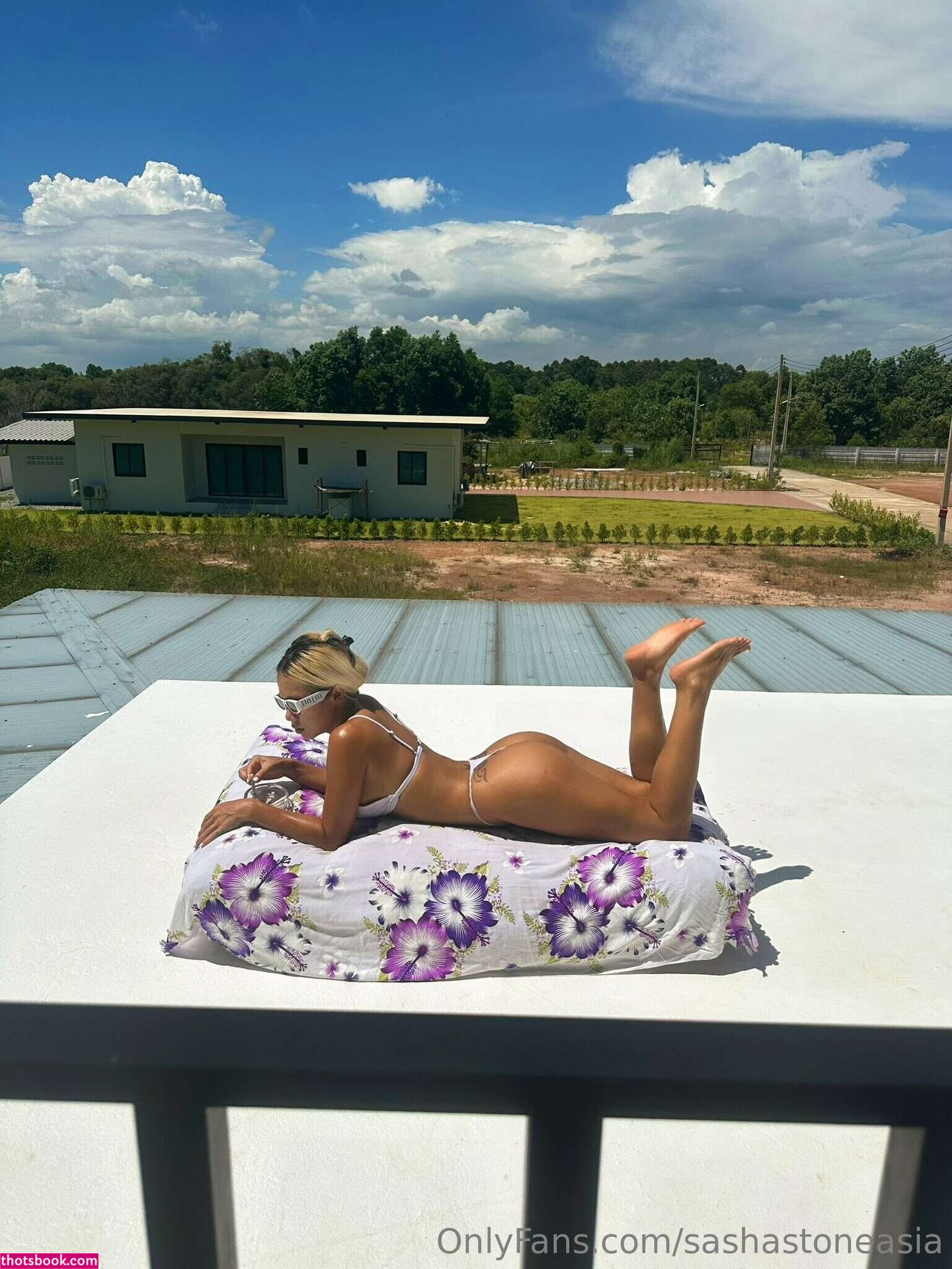 sashastoneasia Photo #23