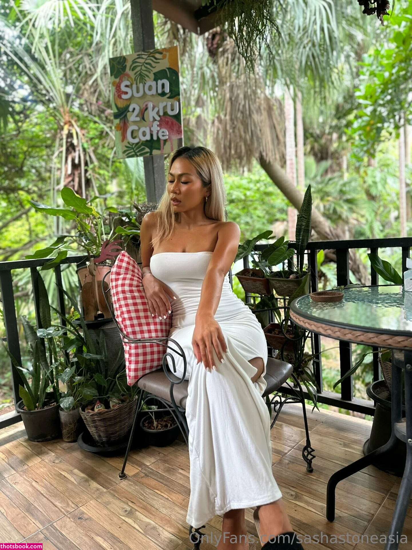 sashastoneasia Photo #24