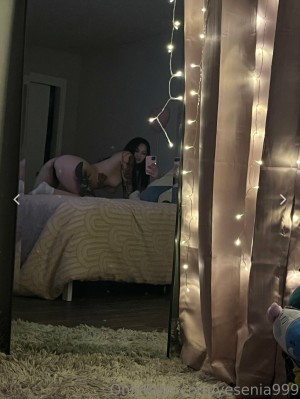 yesenia999 Photo #16