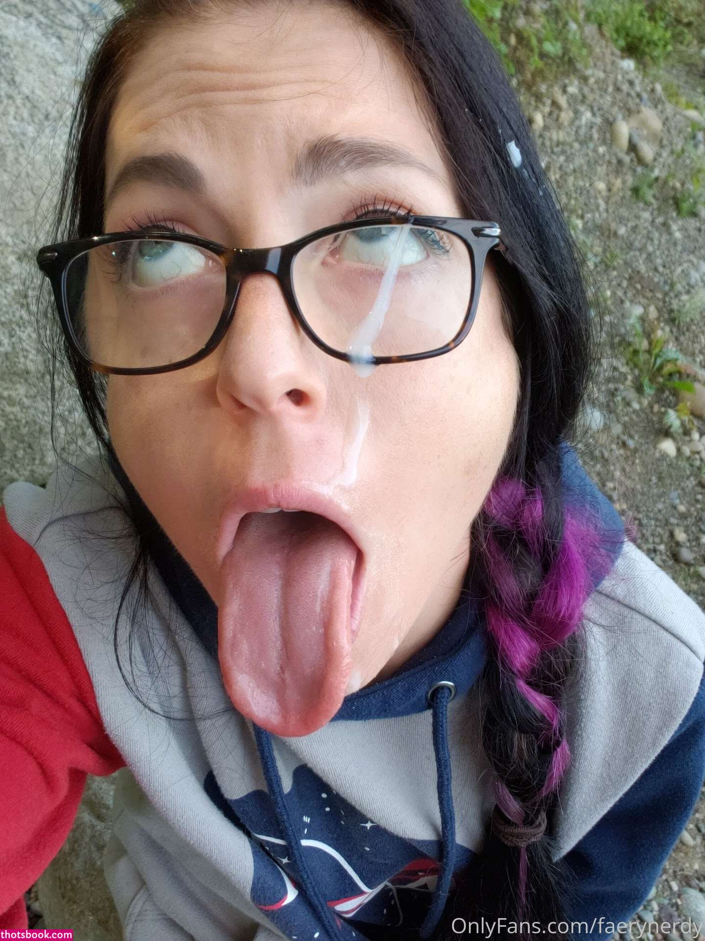 Nerdy Faery Photo #22