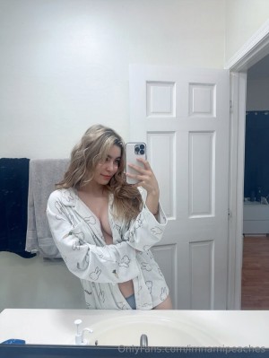 imnamipeaches Photo #22