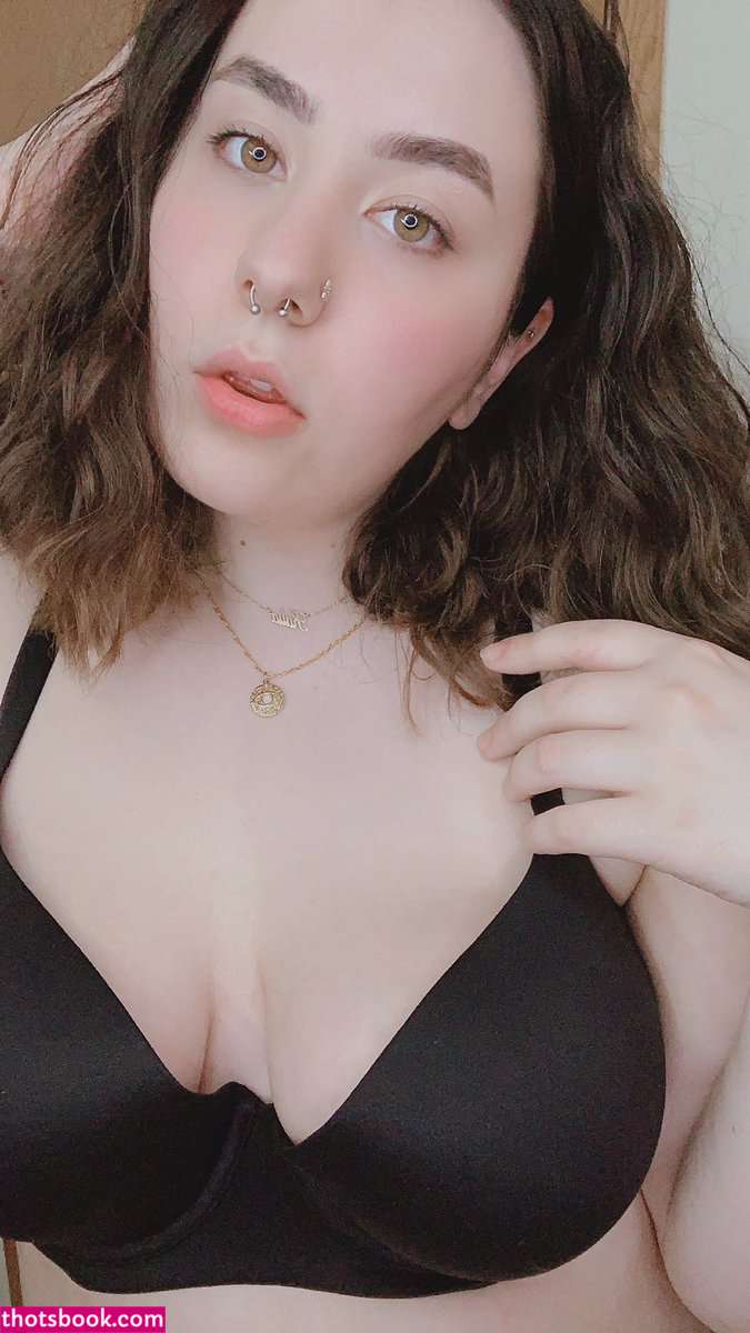 Katiacelestia Photo #12