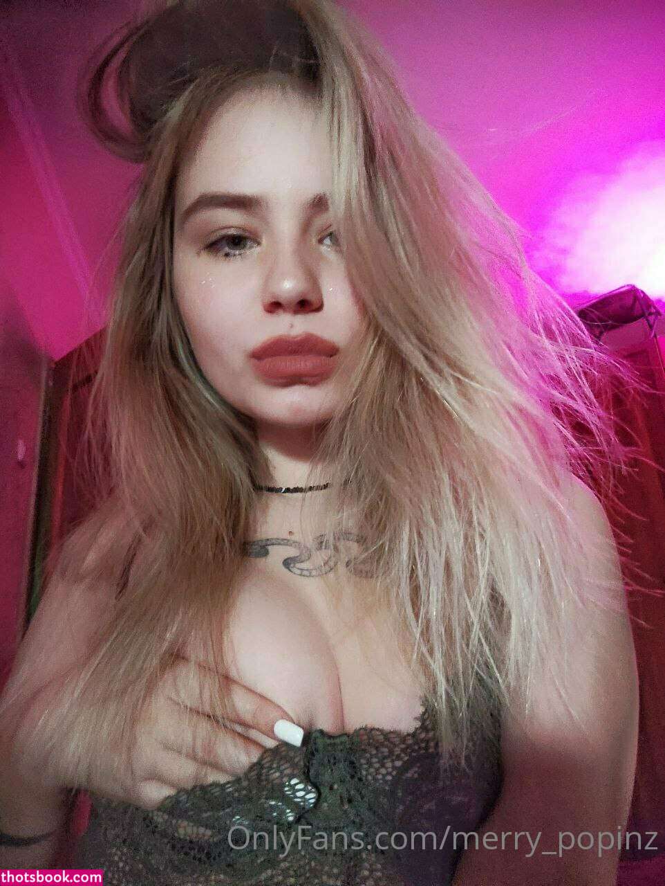 Merry Popinz Photo #11